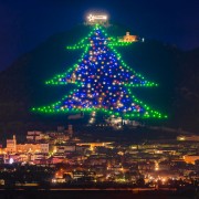 Gubbio – Mercatino di Natale più grande del mondo